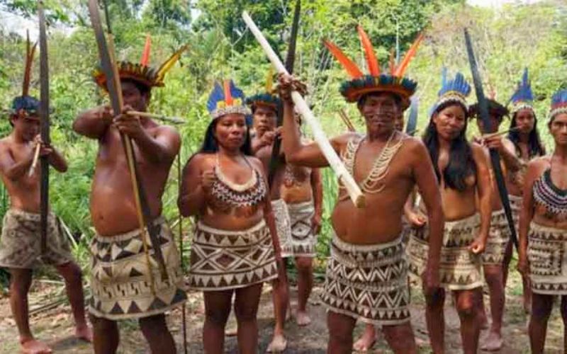 Etnia Bora Culturas Cahuinarí