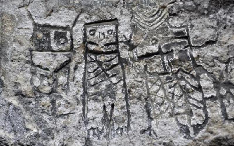 Petroglifos cultura Panche