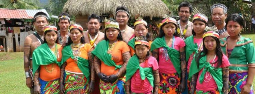 Grupo de Carijonas posando para fotografía