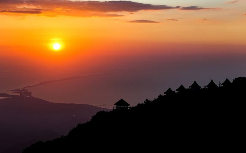 Puesta de Sol Parque Tayrona Sierra Nevada de Santa Marta