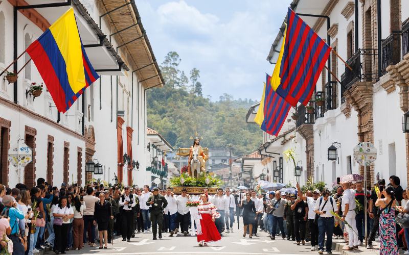 Procesiones en la Ciudad Blanca