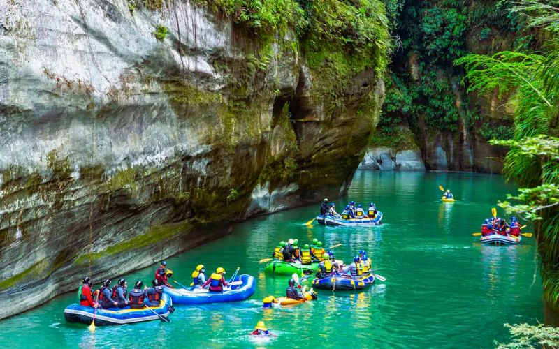 Rafting en el rio guejar